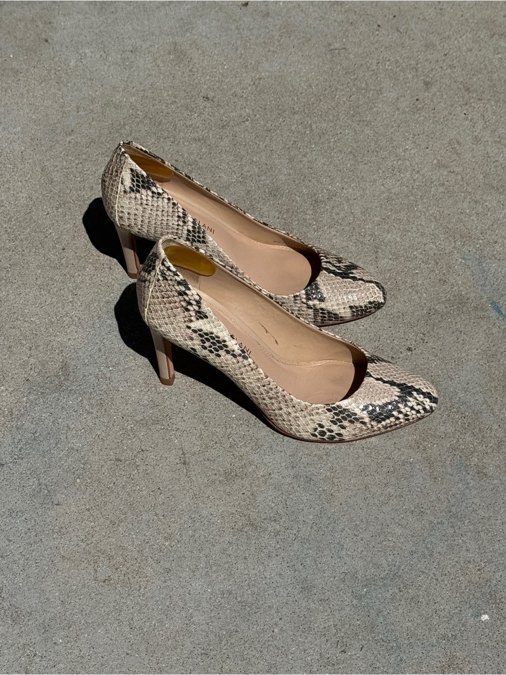 ANTONIO MELANI Beige and Black Leather Snakeskin Round Toe Pumps 6